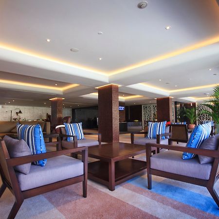 Double - Six, Luxury Hotel - Seminyak Exterior foto Lobby