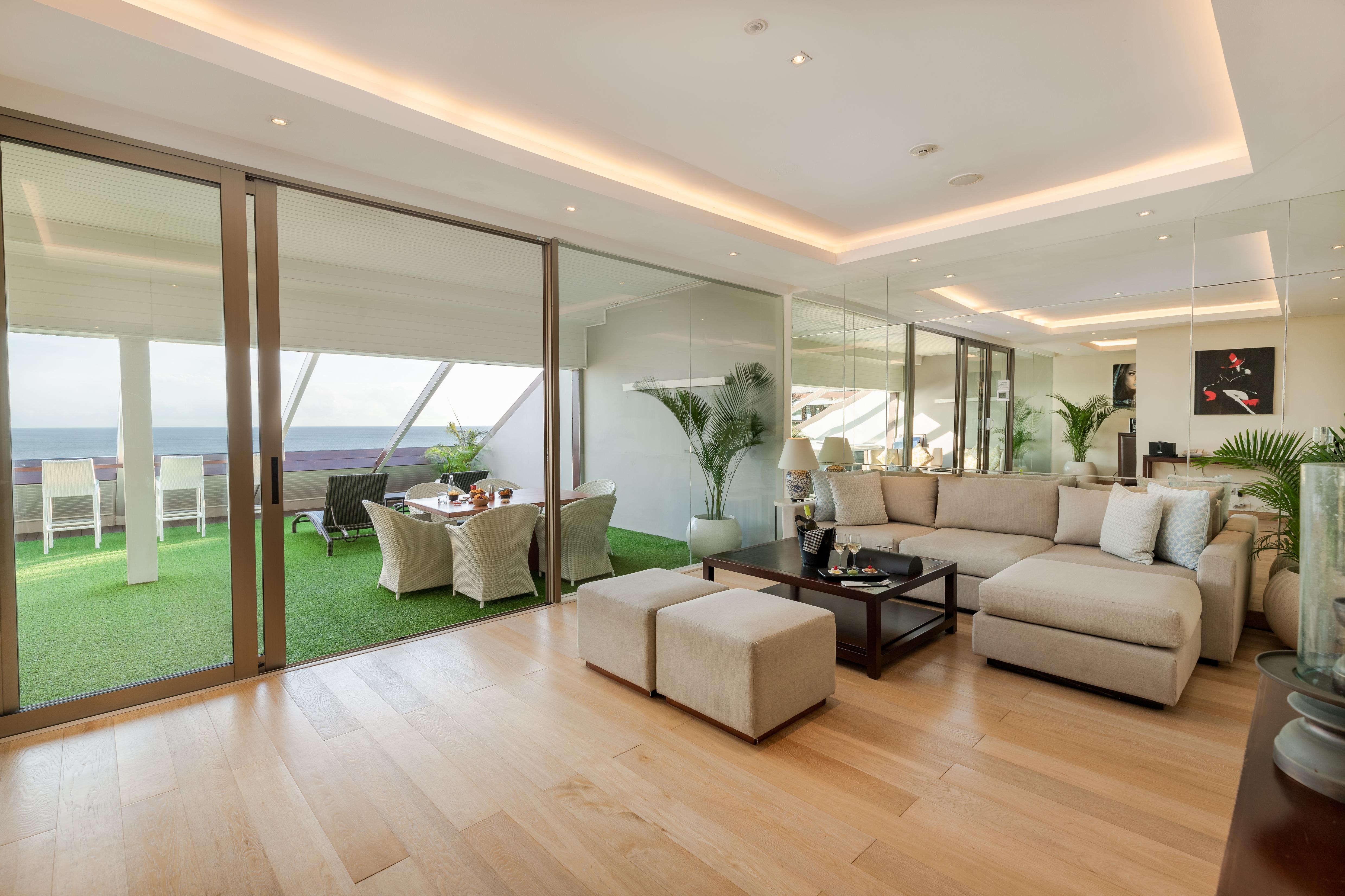 Double - Six, Luxury Hotel - Seminyak Exterior foto Interior of a penthouse apartment