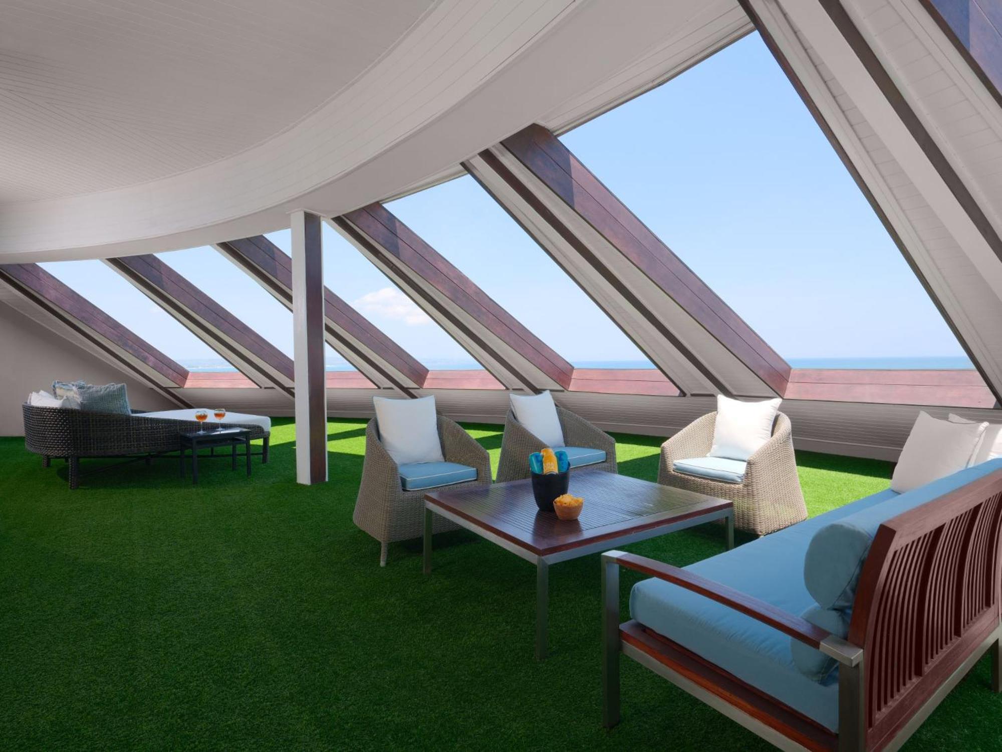 Double - Six, Luxury Hotel - Seminyak Exterior foto A 3D rendering of a rooftop garden