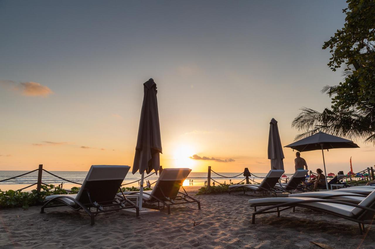 Double - Six, Luxury Hotel - Seminyak Exterior foto Sunset at the beach